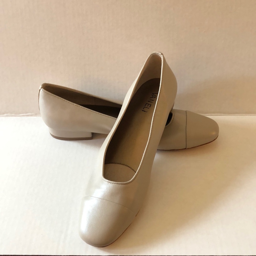 Vaneli Italian Leather Shoes